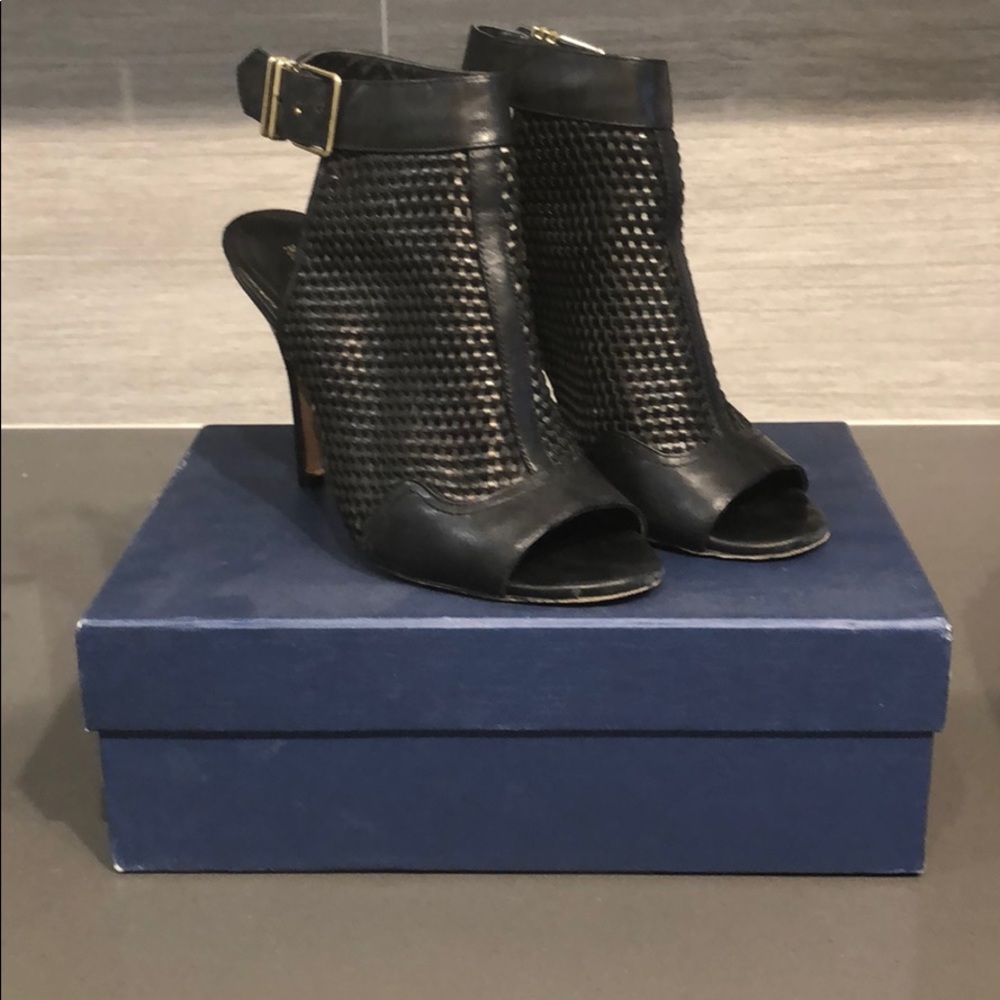 Pour La Victoire Heels SZ 8.5